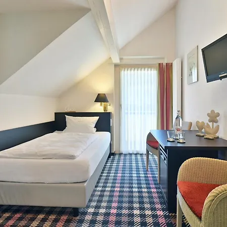 Landhaushotel Hof Wasserkuppe Poppenhausen