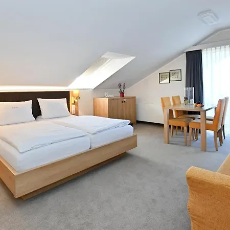 Landhaushotel Hof Wasserkuppe Hotel Poppenhausen