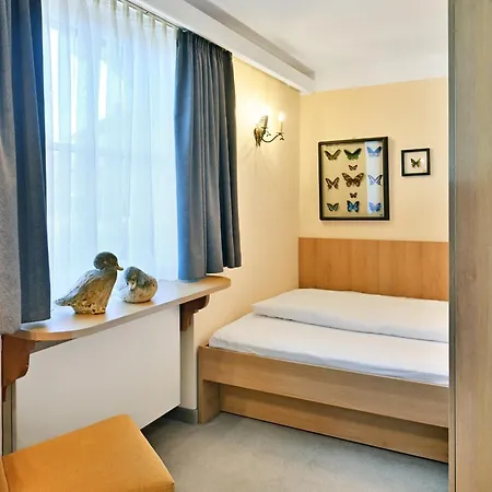 Landhaushotel Hof Wasserkuppe Hotel Poppenhausen