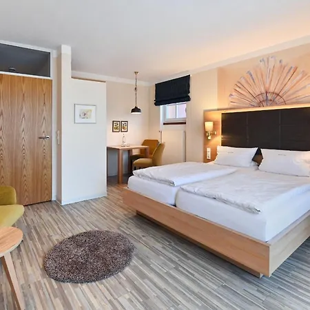 호텔 Landhaushotel Hof Wasserkuppe 포펜하우젠