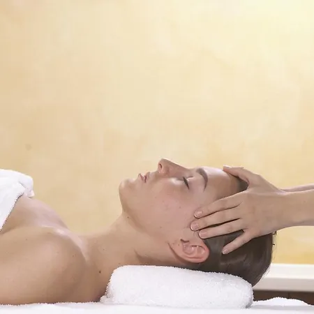 兰道思霍夫瓦瑟库佩酒店 酒店