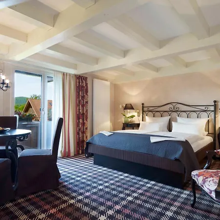 兰道思霍夫瓦瑟库佩酒店 酒店 波彭豪森