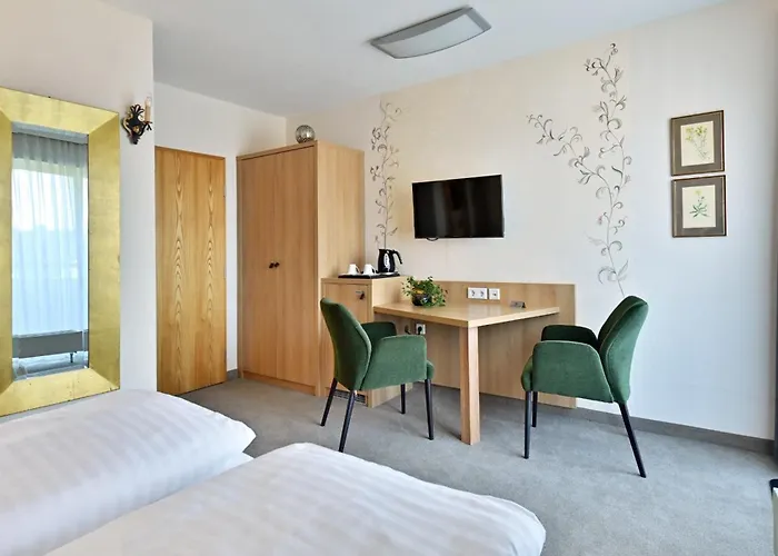 兰道思霍夫瓦瑟库佩酒店