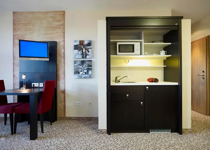 酒店 兰道思霍夫瓦瑟库佩酒店 4*